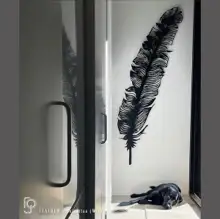 FEATHER — Toivottaa